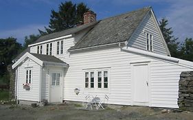 Kartveit Guesthouse