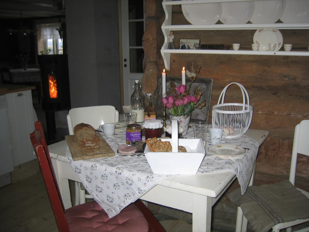 Kartveit Guesthouse Manger Buitenkant foto